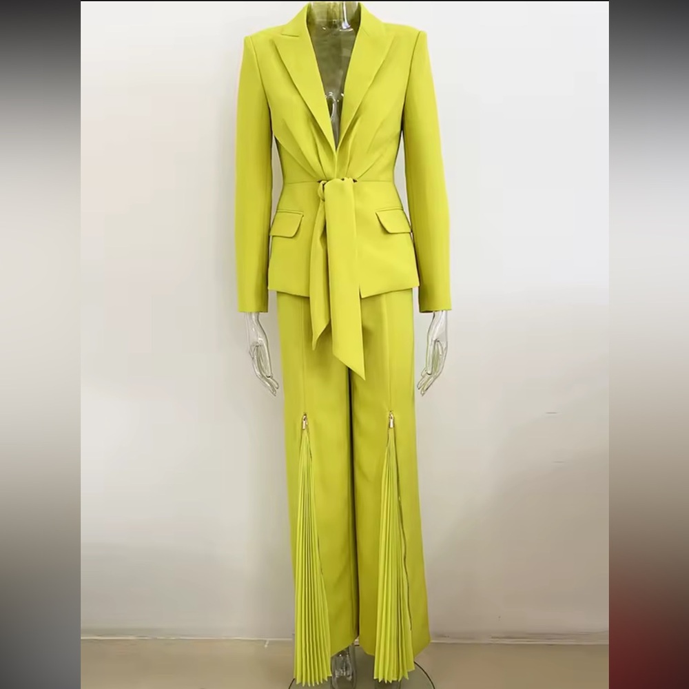 NWOT 🍋‍🟩Chic Lime Green Women's Blazer Suit